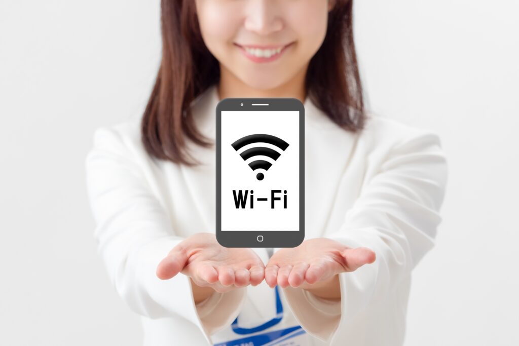 Wi-Fi　挿すだけ（コンセント）